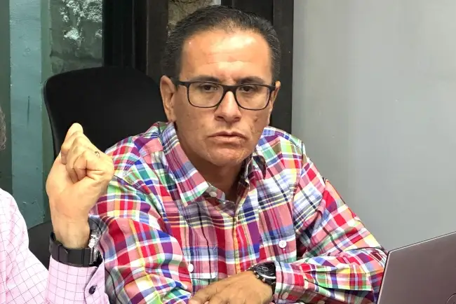 Ven situación de pozos y obras en La Mesa del Agua e Infraestructura Social