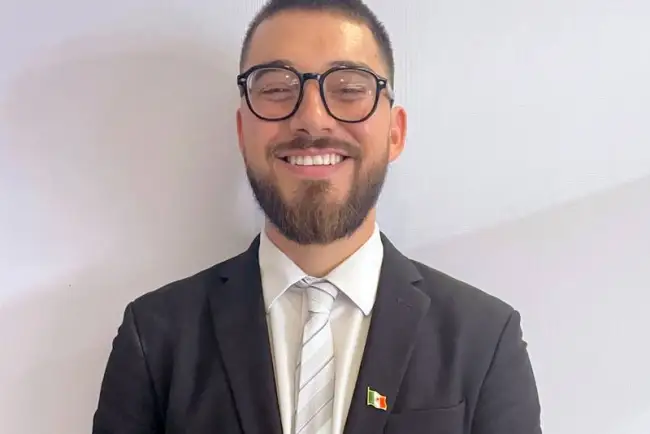 Invitan a Conferencia de doble medallista olímpico