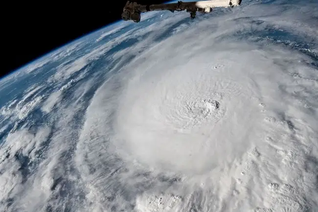 Alertan a mexicanos en Florida por ‘Milton’