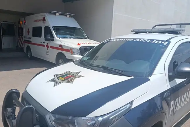 Golpean vecinos a hombre por culparlos de algunos robos