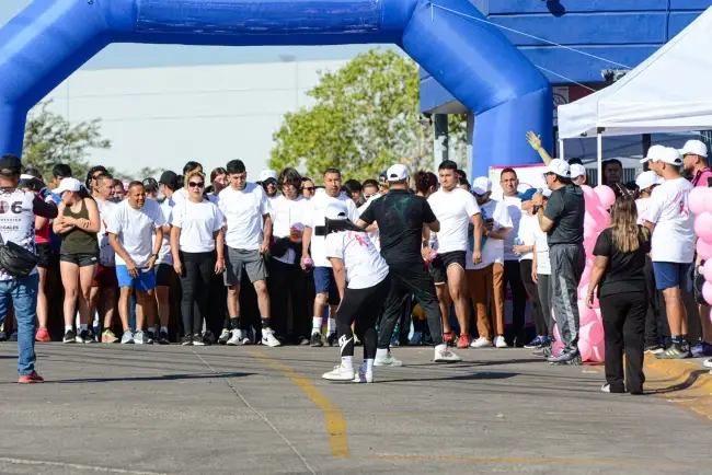 Se suma maquiladora a lucha contra el cáncer en carrera Unidos por la Vida