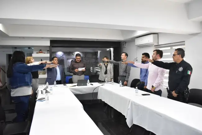 Instala Alcalde Junta de Gobierno de DIF y ratifican a la Directora