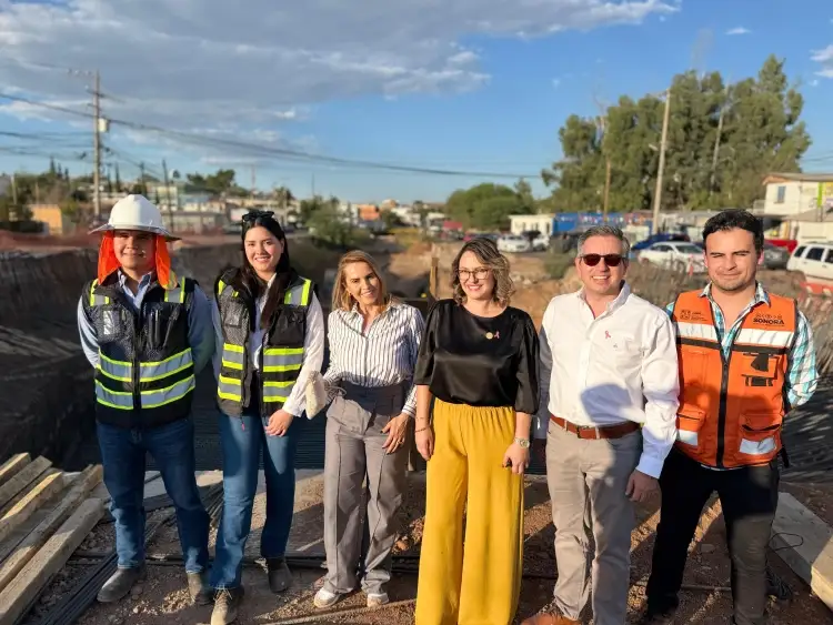 Supervisan congresistas avance de embovedado de la Tecnológico