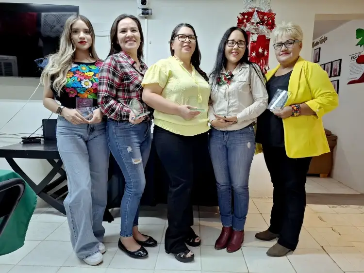 Reconocen a voluntariado por atención de personas vulnerables