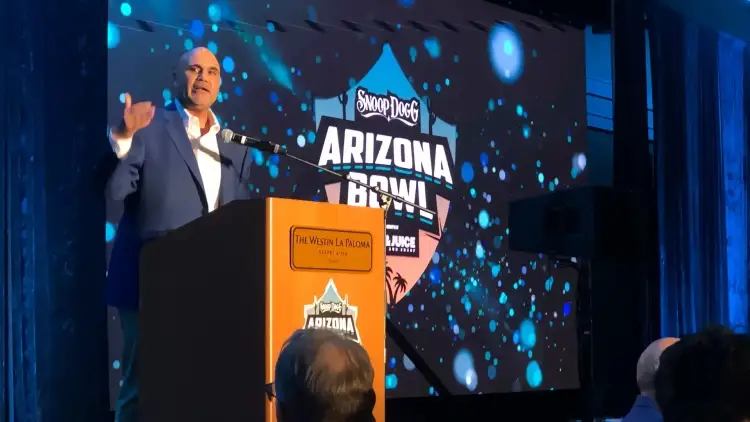 El Arizona Bowl se prepara para su décima edición bajo el patrocinio de Snoop Dogg