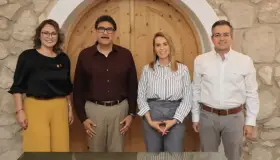 Se reúne alcalde Juan Gim con diputados