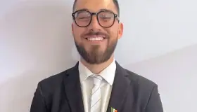 Invitan a Conferencia de doble medallista olímpico