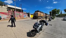 Aplican programa “No te Cruces” para evitar accidentes por el tren