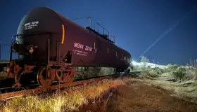 Atienden Bomberos de Nogales fuga de gas en tanque ferroviario