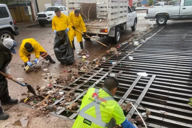 Gobierno de Nogales despliega operativo de limpieza en la Tecnológico tras tormenta