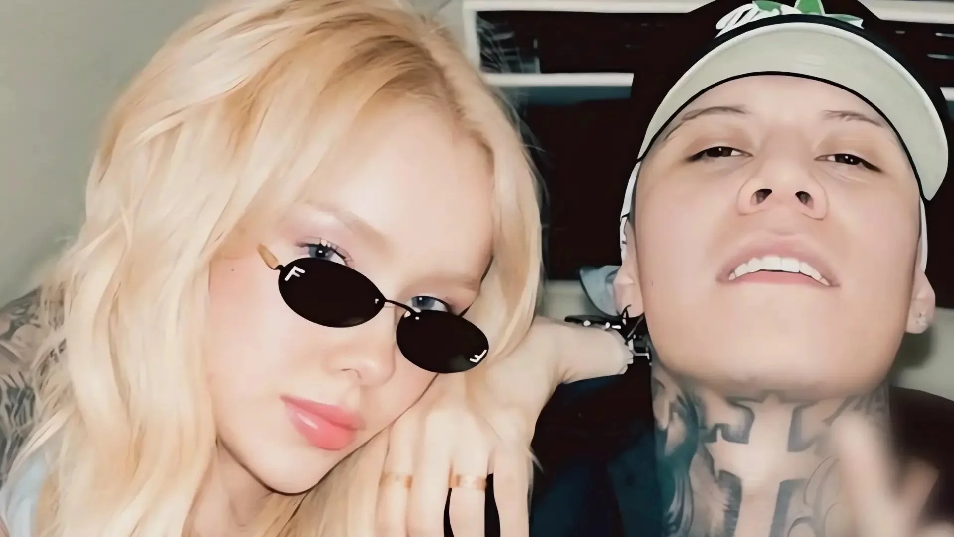 Santa Fe Klan confirma romance con María Salazar al ritmo de "Los Chismes"