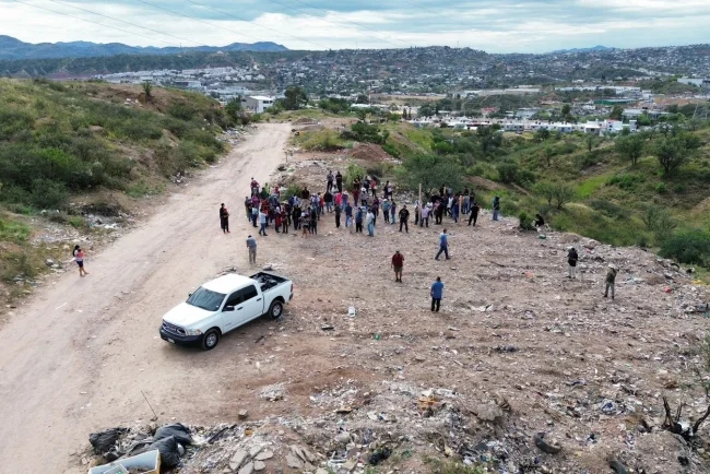 Desalojan invasión en Nogales entre colonias Pueblitos y Flores Magón