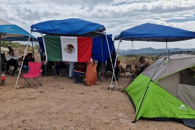 Familias desalojadas solicitan intervención de gobernador y alcalde por presunta violación de derechos humanos