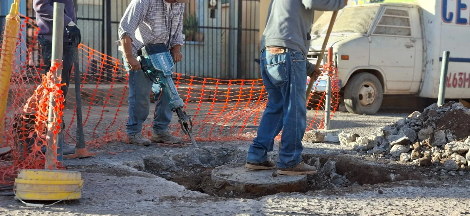 Inician trabajos de bacheo que beneficiarán a 21 colonias de Nogales