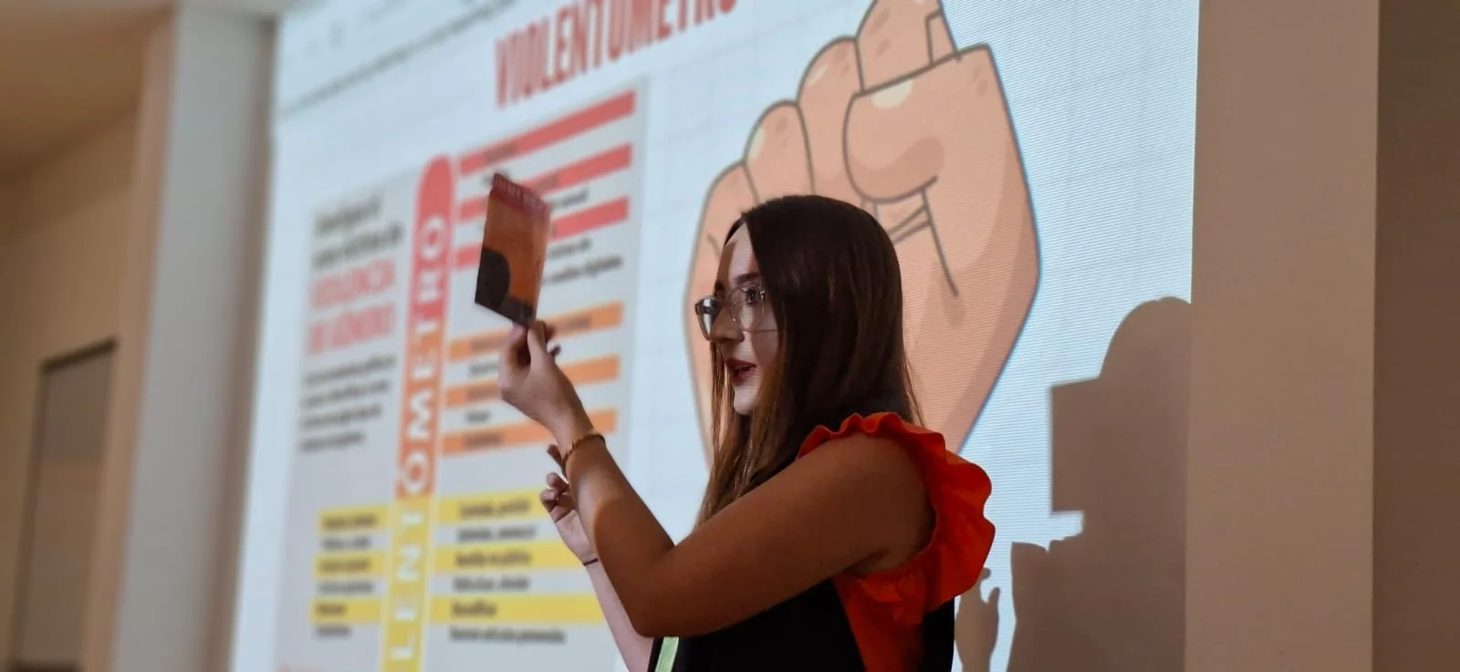 Imparten plática sobre prevención de violencia de género