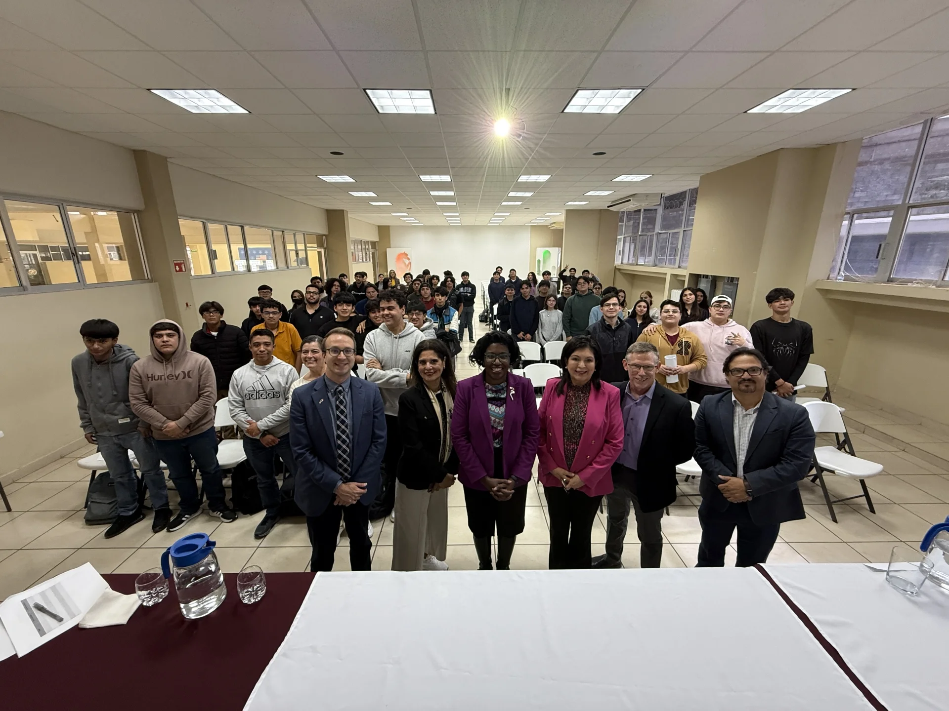 Desarrollan habilidades blandas en jóvenes universitarios