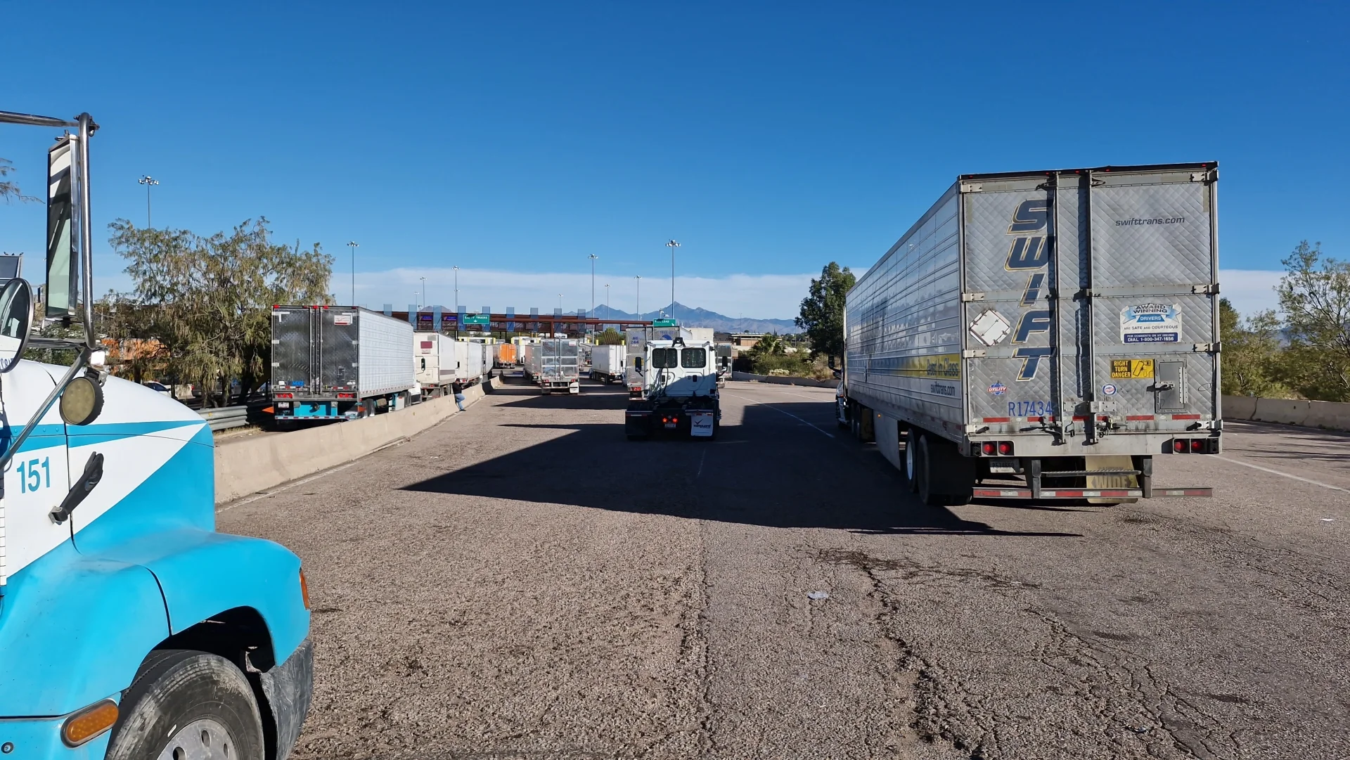 Protestas de agricultores frenan flujo comercial