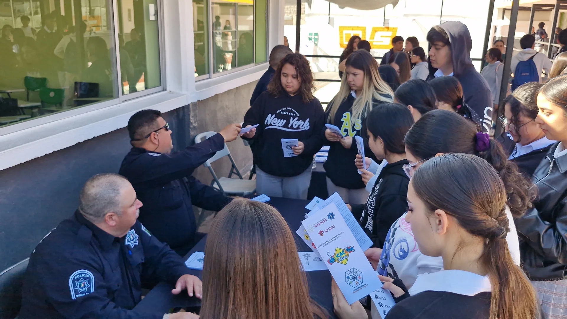 Llevan módulos y pláticas de prevención a más de 500 jóvenes del Cobach Nogales II