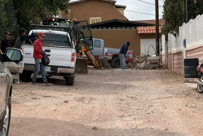 Inicia pavimentación en la calle Privada Cajeme