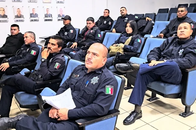 Refuerza Seguridad Pública capacitación policial con enfoque en prevención y atención de crisis