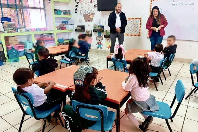 Entregan cámaras de videovigilancia al preescolar Álamos en Nogales