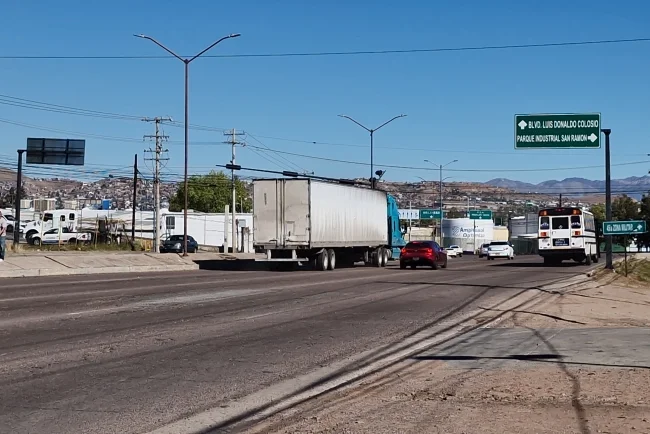 Alertan por afectaciones millonarias tras cierre de Garita Mariposa