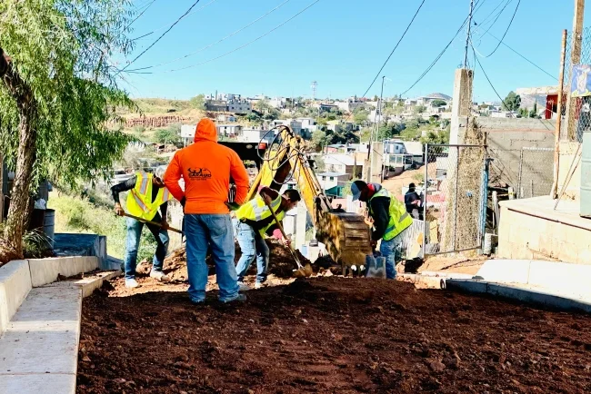 Transforman calle Los Chinantecos