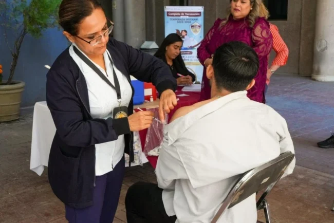 Arranca campaña invernal de vacunación con Macrocentro en Hermosillo