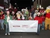 Disfrutan nogalenses del tradicional desfile navideño