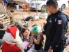 Policías de Nogales reparten juguetes a más de mil niñas y niños en Navidad