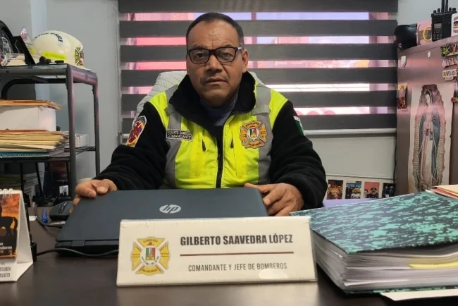 Bomberos de Nogales eligen a César Vélez como su nuevo comandante