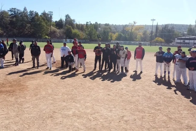 Celebra SP su tradicional cuadrangular y busca superar la meta de mil regalos