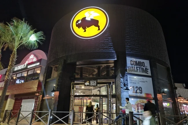 Llega Buffalo Wild Wings a Nogales, apuesta al desarrollo económico y empleos