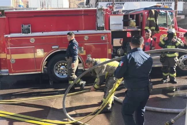 Falla en conexión de gas provoca incendio en vivienda de Nogales