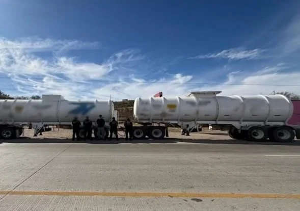 Guardia Nacional decomisa 62 mil litros de diésel ilícito en frontera de Nogales