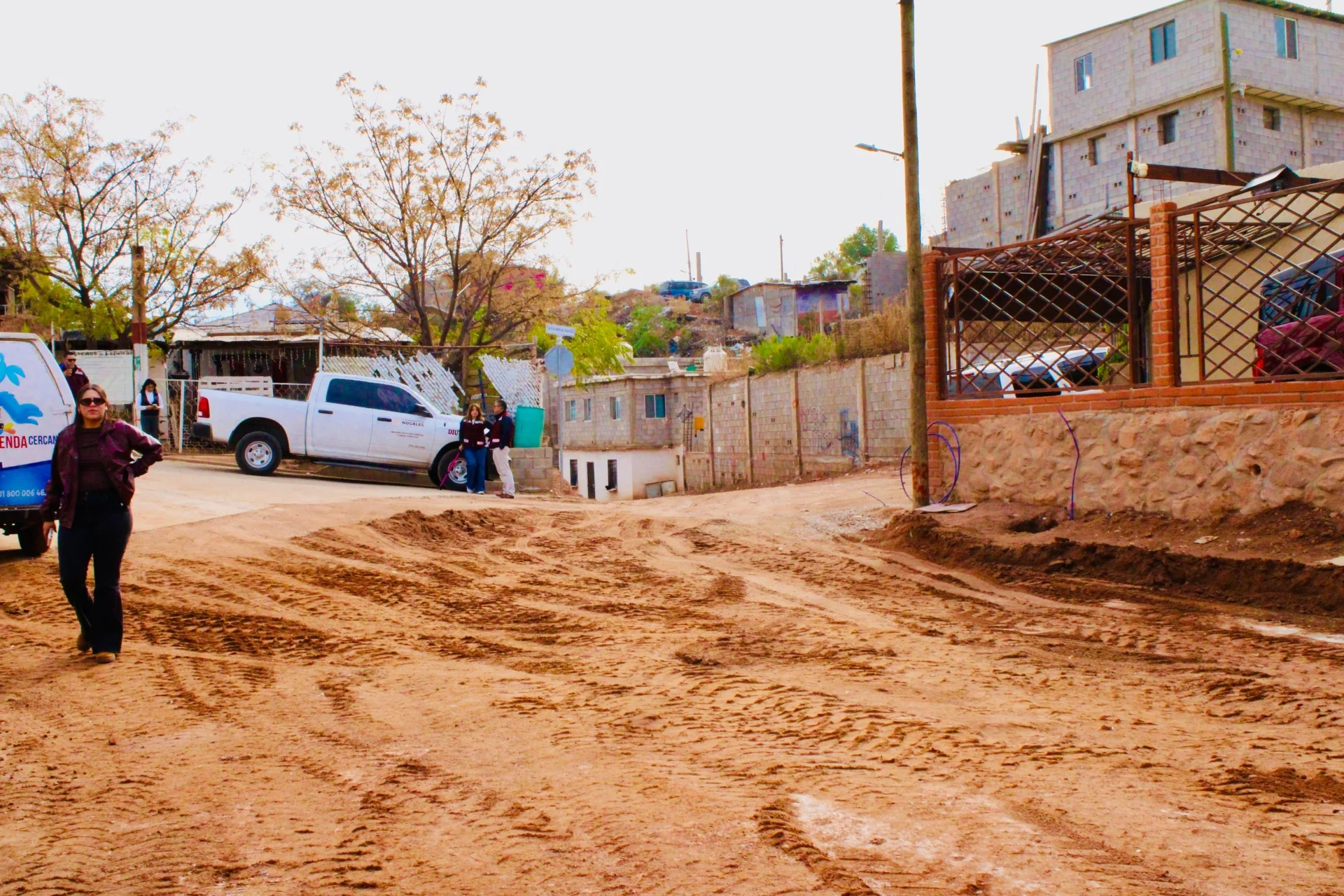 Rehabilitan crucero de alto impacto en Jardines de la Montaña