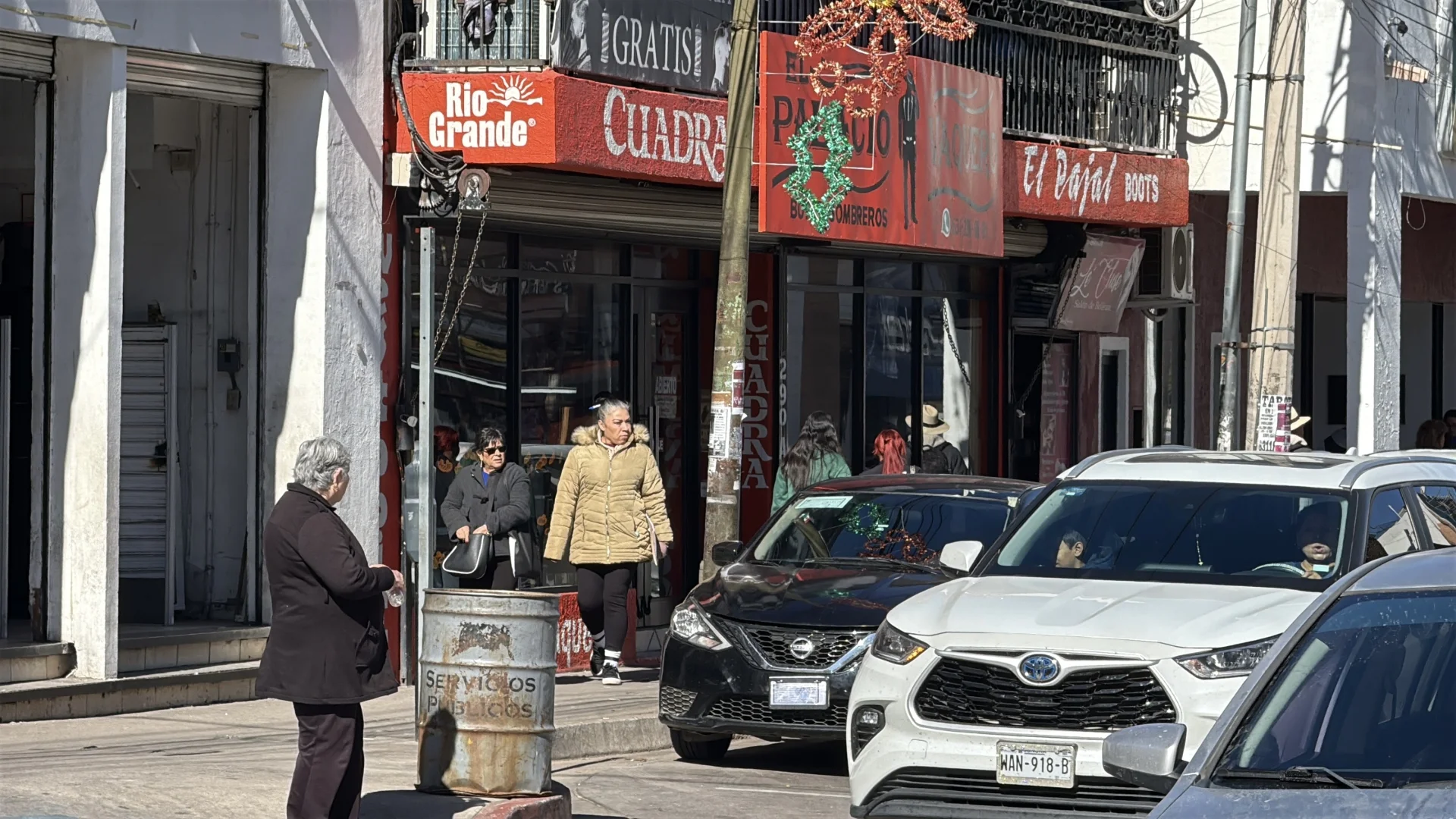 Inventarios llenos y ventas bajas marcan diciembre para comercios del centro