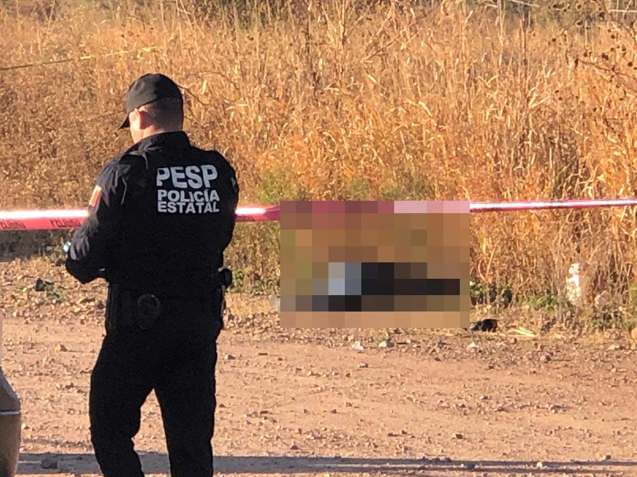 Hallan a hombre sin vida y con signos de tortura en carretera al Bellotoso