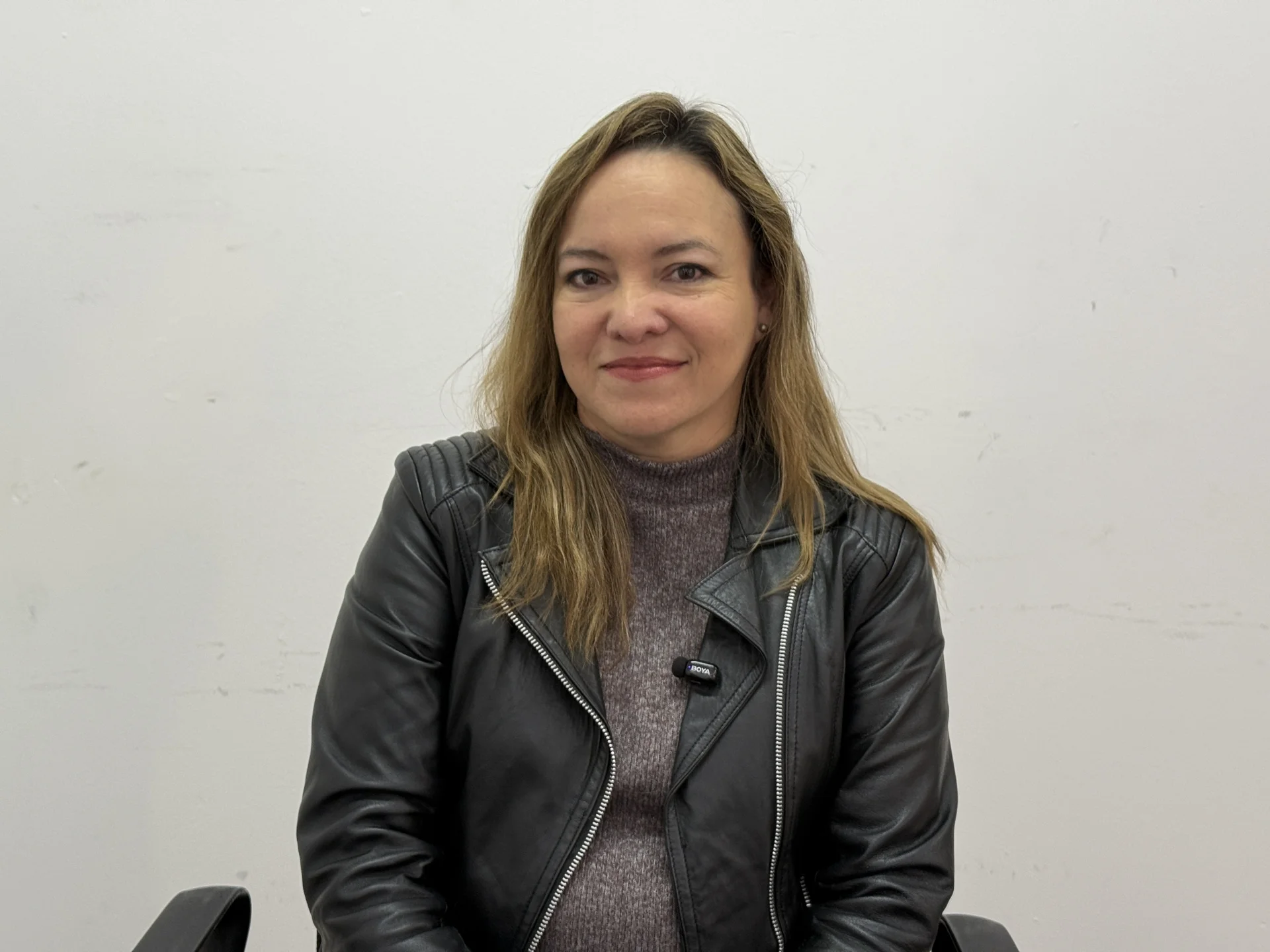 Mujeres migrantes enfrentan integración forzada y vacíos legales en Nogales