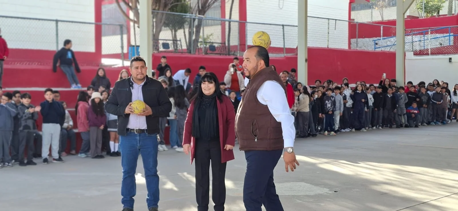 Alumnos de primaria compiten en eventos deportivos rumbo a etapas regionales y estatales