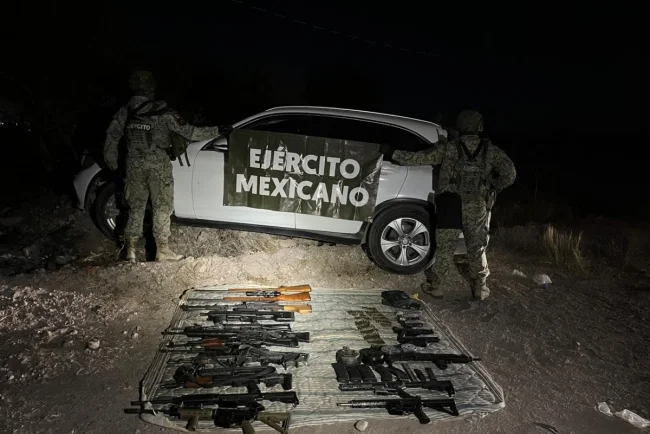 Decomisan 21 armas y vehículo robado en operativo militar en Navojoa