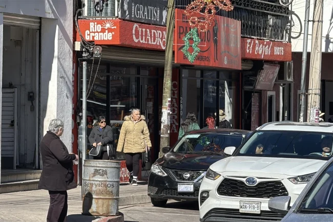 Inventarios llenos y ventas bajas marcan diciembre para comercios del centro