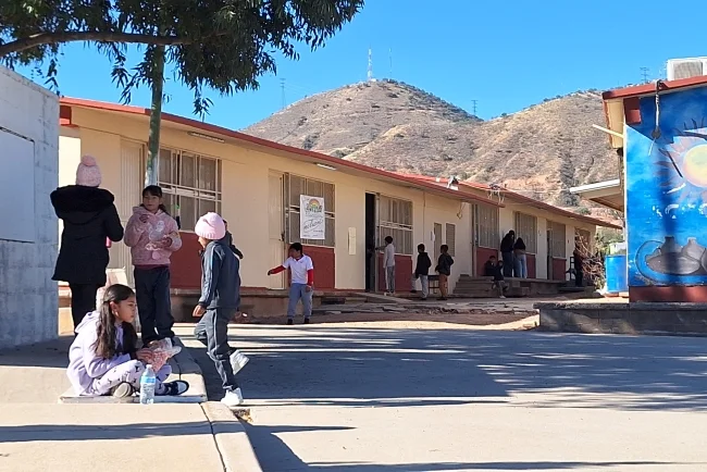 Sin vandalismo, pero con ausentismo, inicia 2026 la Primaria Sonora