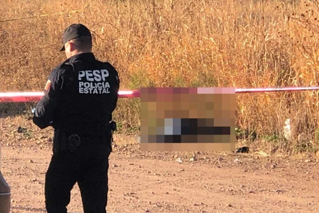 Hallan a hombre sin vida y con signos de tortura en carretera al Bellotoso