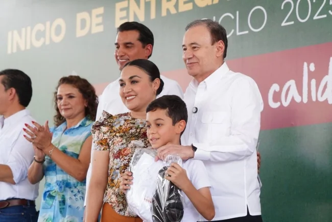 Durazo instruye ampliar plazo para captura de tallas de uniformes escolares gratuitos