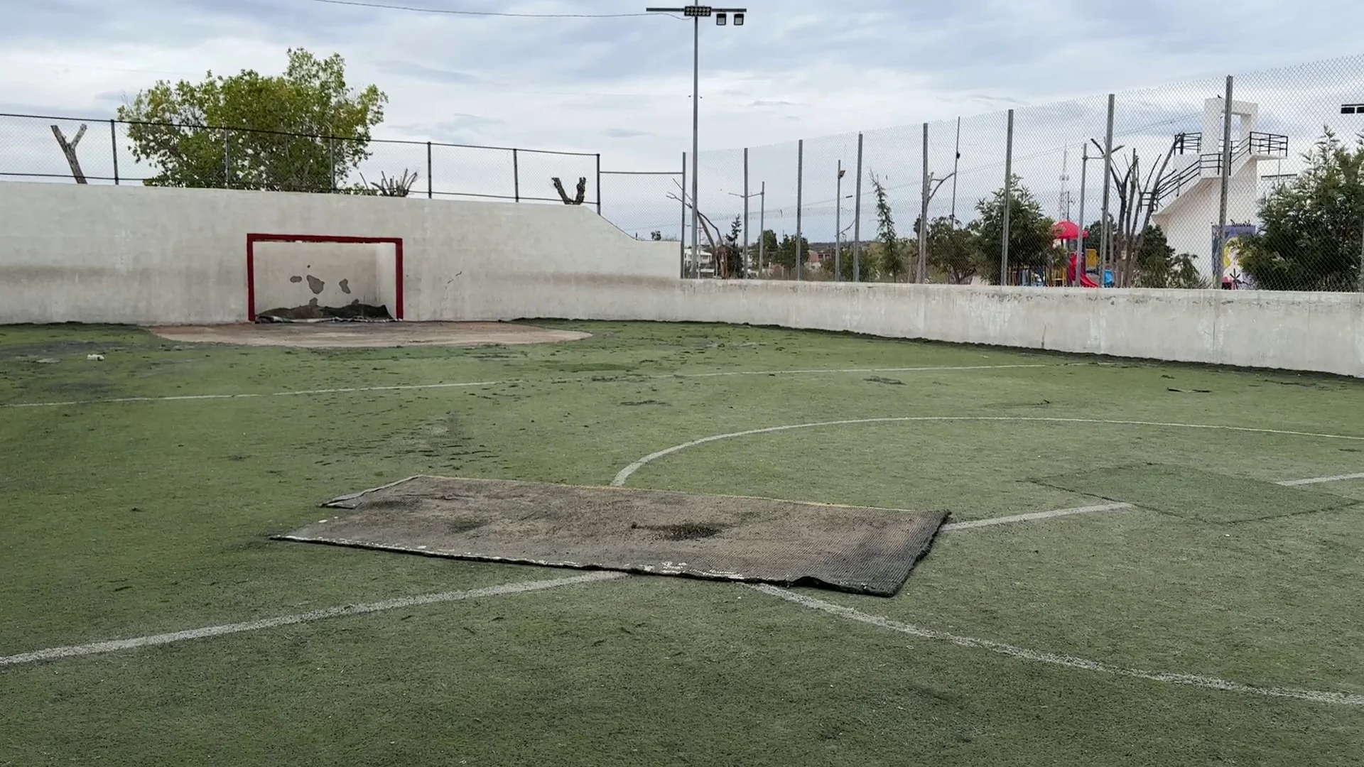 Invierten cerca de 200 mil pesos en mantenimiento de canchas deportivas en Nogales