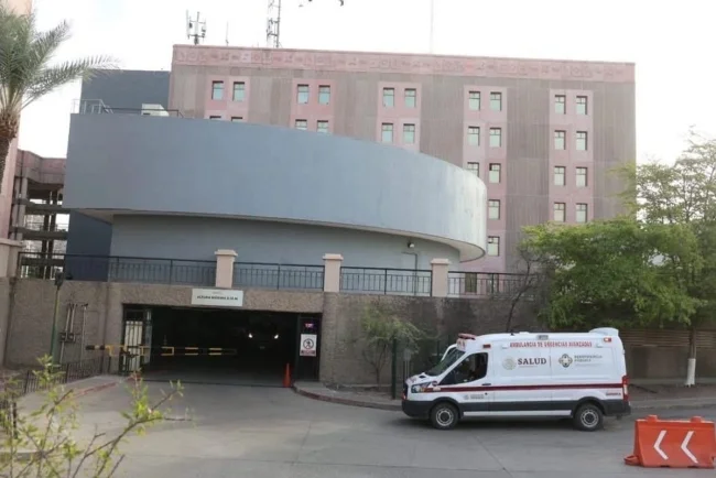 Mujer es asesinada a balazos en el Centro de Gobierno; agresor huyó tras ataque directo