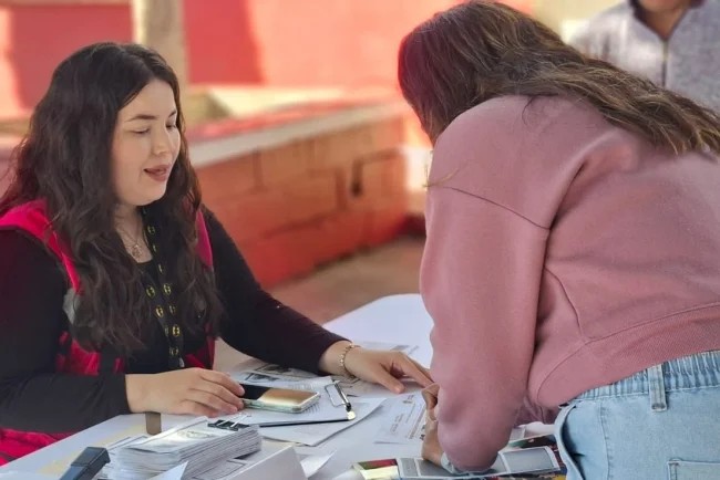 Llevan servicios integrales a comunidad escolar en la Margarita Maza de Juárez