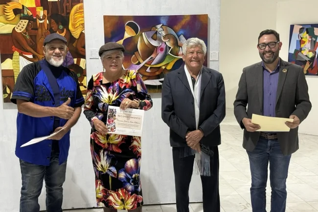 Entre pinceles y esperanza, expositores redescubren su talento artístico