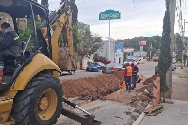 Refuerzan atención a fugas y distribución de agua en Nogales